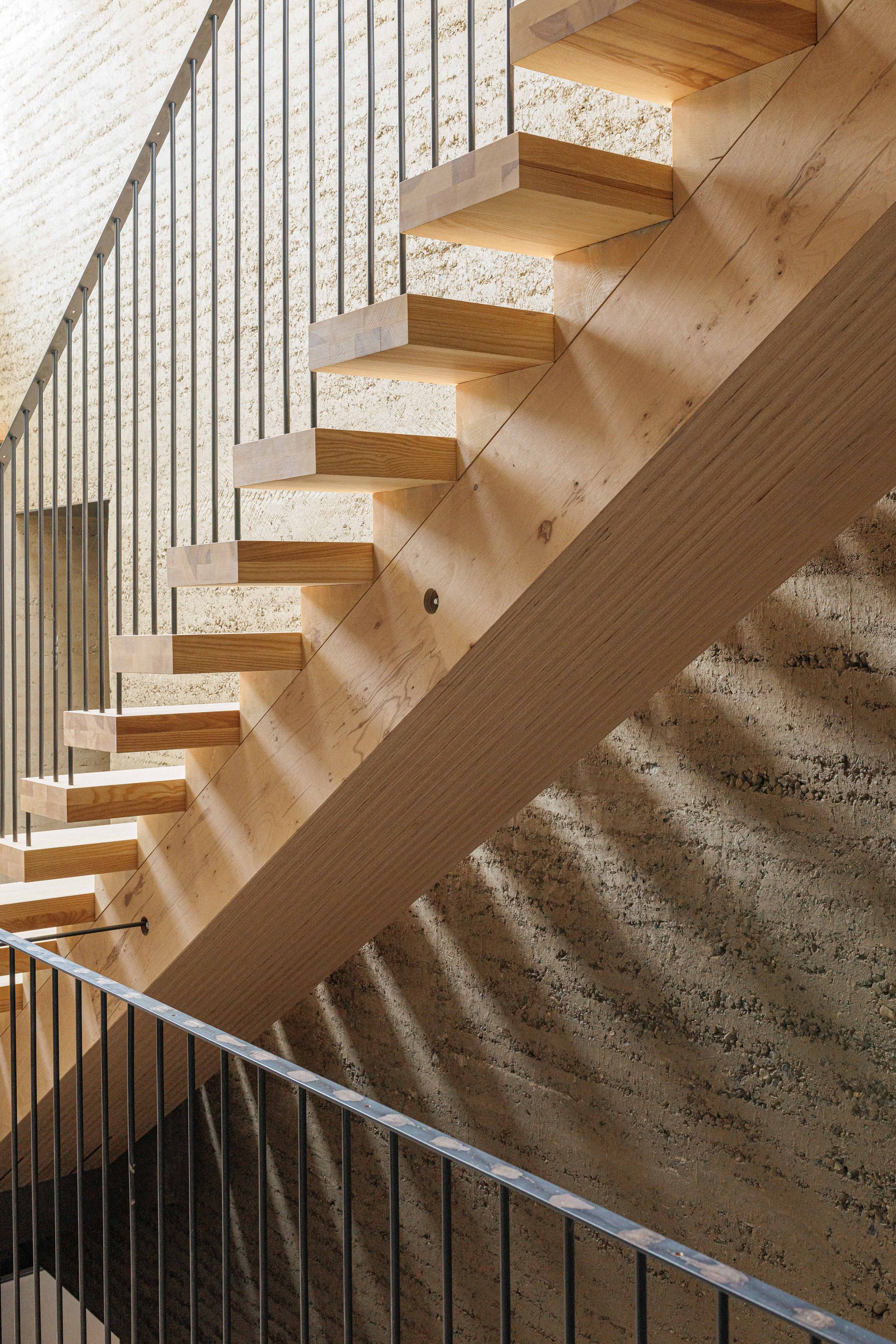 ERDEN BuêroAussenansicht gross cbyHannoMackowitz 58A2443